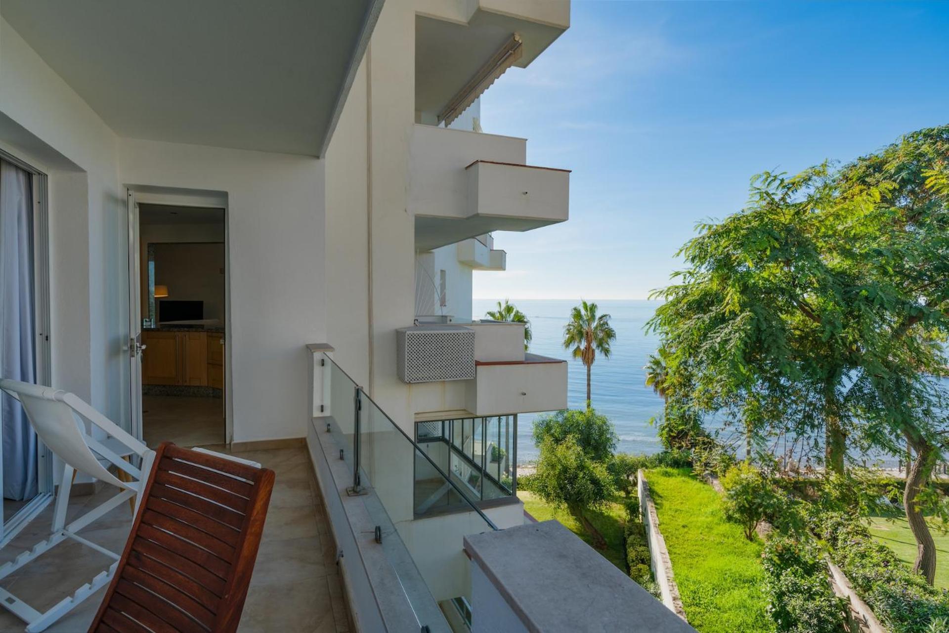 Apartment Lovely First Line With Seaviews Rdr452 *