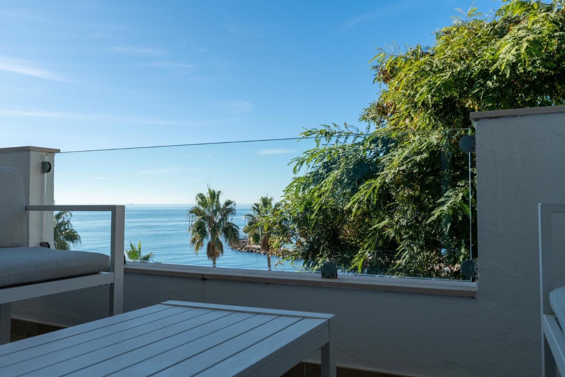 Apartment Lovely First Line With Seaviews Rdr452 Marbella